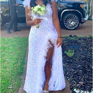 Prom dress for sale !!!! Only worn once !